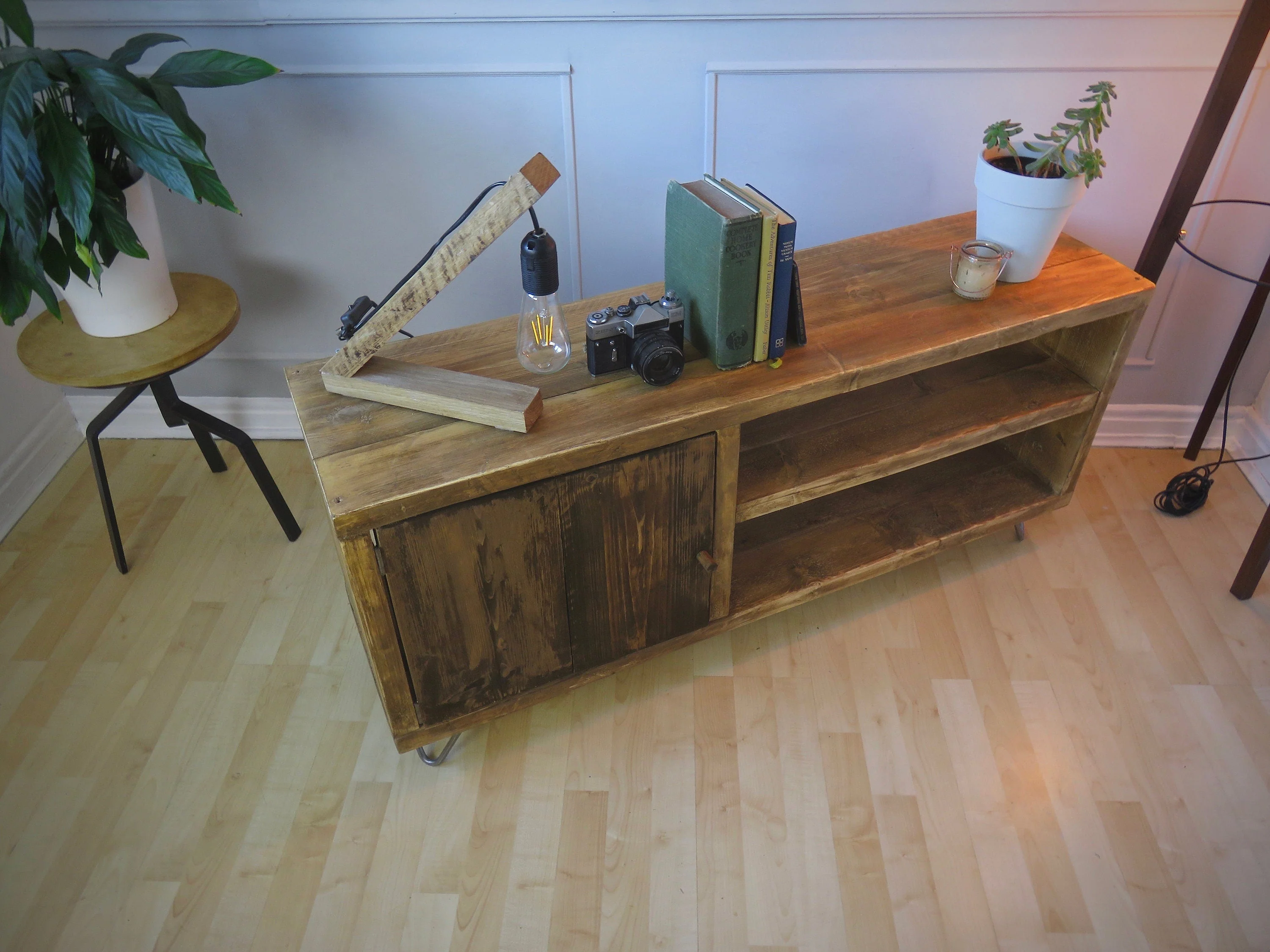 Rustic TV Unit on Hairpin Legs, Industrial Style Sideboard with Cupboard and Shelving - Image 4