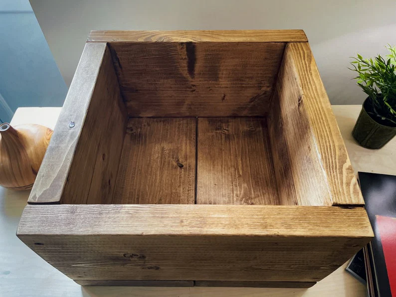 Scaffold Board Vinyl Crate | Solid Wooden LP 12" Record Storage Box | Holds 70-80 Records | Rustic Timber Industrial Reclaimed Scaffolding - Image 5